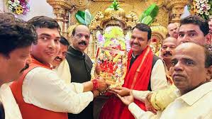 Maharashtra CM oath ceremony: फडणवीस ने महाराष्ट्र के मुख्यमंत्री पद की शपथ ली, शिंदे और पवार को उपमुख्यमंत्री पद मिला