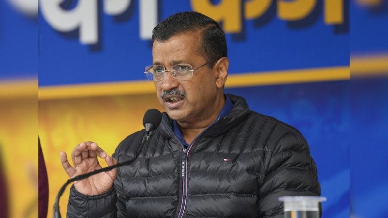 Delhi election: अरविंद केजरीवाल ने भाजपा पर 7 सांसदों से 'फर्जी वोट' बनवाने का आरोप लगाया