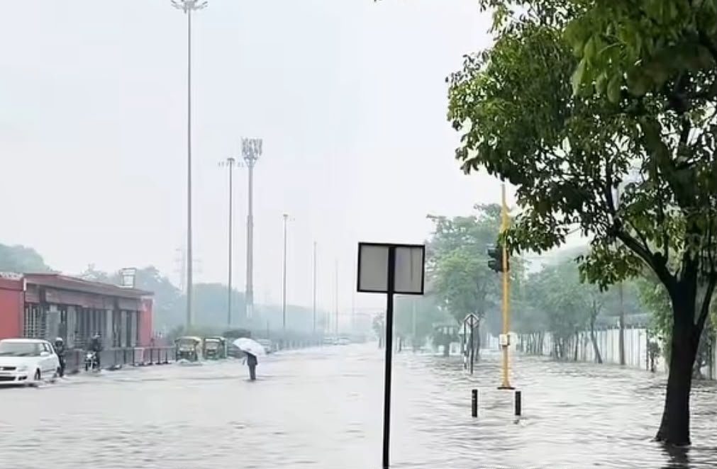 Gujarat Rain News Today: गुजरात में फिर सक्रिय हुआ मानसून